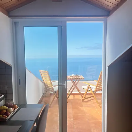 La Casita De Carol